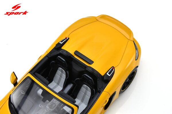 Spark 1:18 Porsche 718 Spyder RS - Speed Yellow - 2023 (18S1091) - Resin Model 13 Spark 1:18 Porsche 718 Spyder RS Speed Yellow 2023 (18S1091) Diecast Model - Image 6