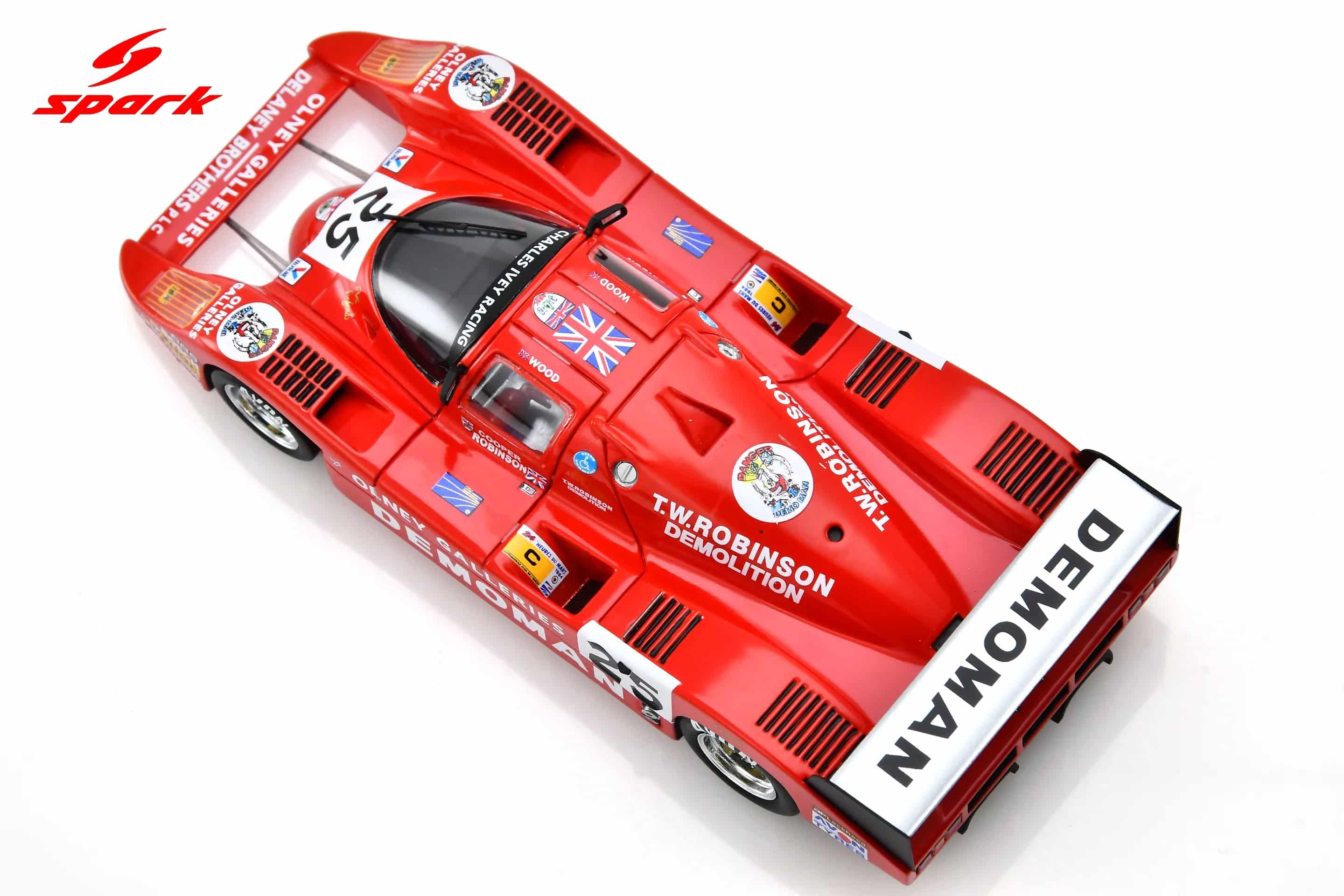 Spark 1:43 Grid S2 No.25 Le Mans 24H 1984 Jonathan Courage, Alain de Cadenet, Max Faure (S9425) - Resin Model 9 Spark 1:43 Grid S2 No.25 Le Mans 24H 1984 (S9425) Diecast Model - Image 7