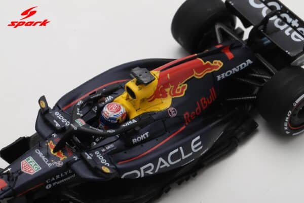 Spark 1:43 Oracle Red Bull Racing RB21 No.1 Winner Las Vegas GP 2025 Max Verstappen with Pit Board (S9669) Resin Model 23 Spark 1:43 Oracle Red Bull Racing RB21 No.1 Winner Las Vegas GP 2025 Max Verstappen with Pit Board (S9669) Resin Model