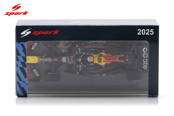 Spark 1:43 Oracle Red Bull Racing RB21 No.1 Winner Las Vegas GP 2025 Max Verstappen with Pit Board (S9669) Resin Model 20 Spark 1:43 Oracle Red Bull Racing RB21 No.1 Winner Las Vegas GP 2025 Max Verstappen with Pit Board (S9669) Resin Model