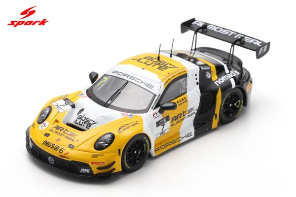 Spark 1:43 Porsche 911 GT3 R (992) No.7 Absolute Racing 2nd Suzuka 1000km 2025 L. Vanthoor K. Estre P. Pilet (SJ185) Resin Model