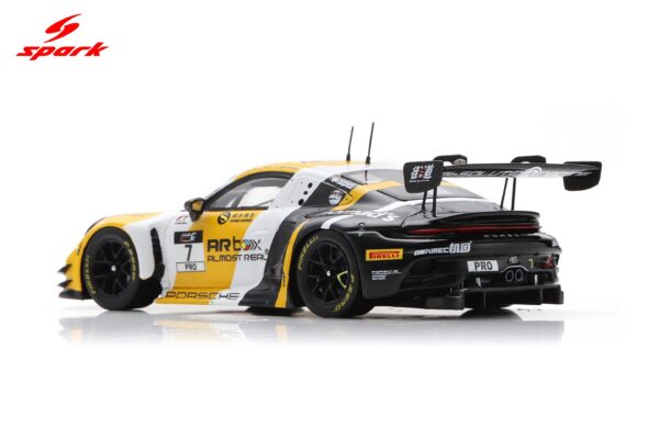 Spark 1:43 Porsche 911 GT3 R (992) No.7 Absolute Racing 2nd Suzuka 1000km 2025 L. Vanthoor K. Estre P. Pilet (SJ185) Resin Model 17 Spark 1:43 Porsche 911 GT3 R (992) No.7 Absolute Racing 2nd Suzuka 1000km 2025 L. Vanthoor K. Estre P. Pilet (SJ185) Resin Model