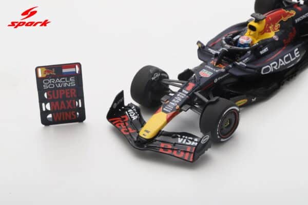 Spark 1:43 Red Bull Racing RB21 No.1 Oracle Red Bull Racing Winner Italian GP 2025 Max Verstappen Oracle 50 Wins with Pit Board (S9636) Resin Model 21 Spark 1:43 Red Bull Racing RB21 No.1 Oracle Red Bull Racing Winner Italian GP 2025 Max Verstappen Oracle 50 Wins with Pit Board (S9636) Resin Model