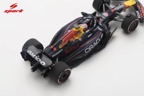 Spark 1:43 Red Bull Racing RB21 No.1 Oracle Red Bull Racing Winner Italian GP 2025 Max Verstappen Oracle 50 Wins with Pit Board (S9636) Resin Model 22 Spark 1:43 Red Bull Racing RB21 No.1 Oracle Red Bull Racing Winner Italian GP 2025 Max Verstappen Oracle 50 Wins with Pit Board (S9636) Resin Model