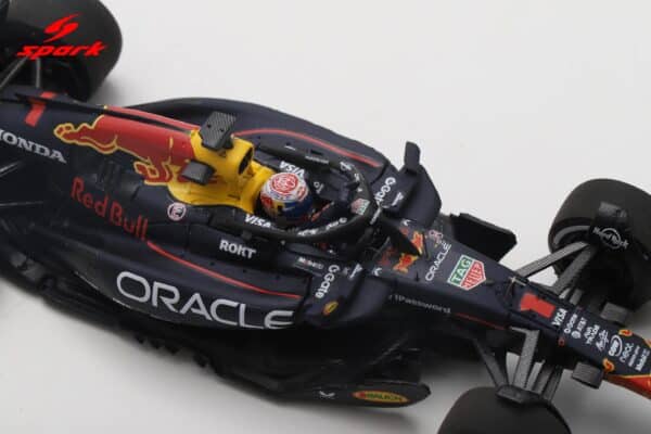 Spark 1:43 Red Bull Racing RB21 No.1 Oracle Red Bull Racing Winner Italian GP 2025 Max Verstappen Oracle 50 Wins with Pit Board (S9636) Resin Model 23 Spark 1:43 Red Bull Racing RB21 No.1 Oracle Red Bull Racing Winner Italian GP 2025 Max Verstappen Oracle 50 Wins with Pit Board (S9636) Resin Model