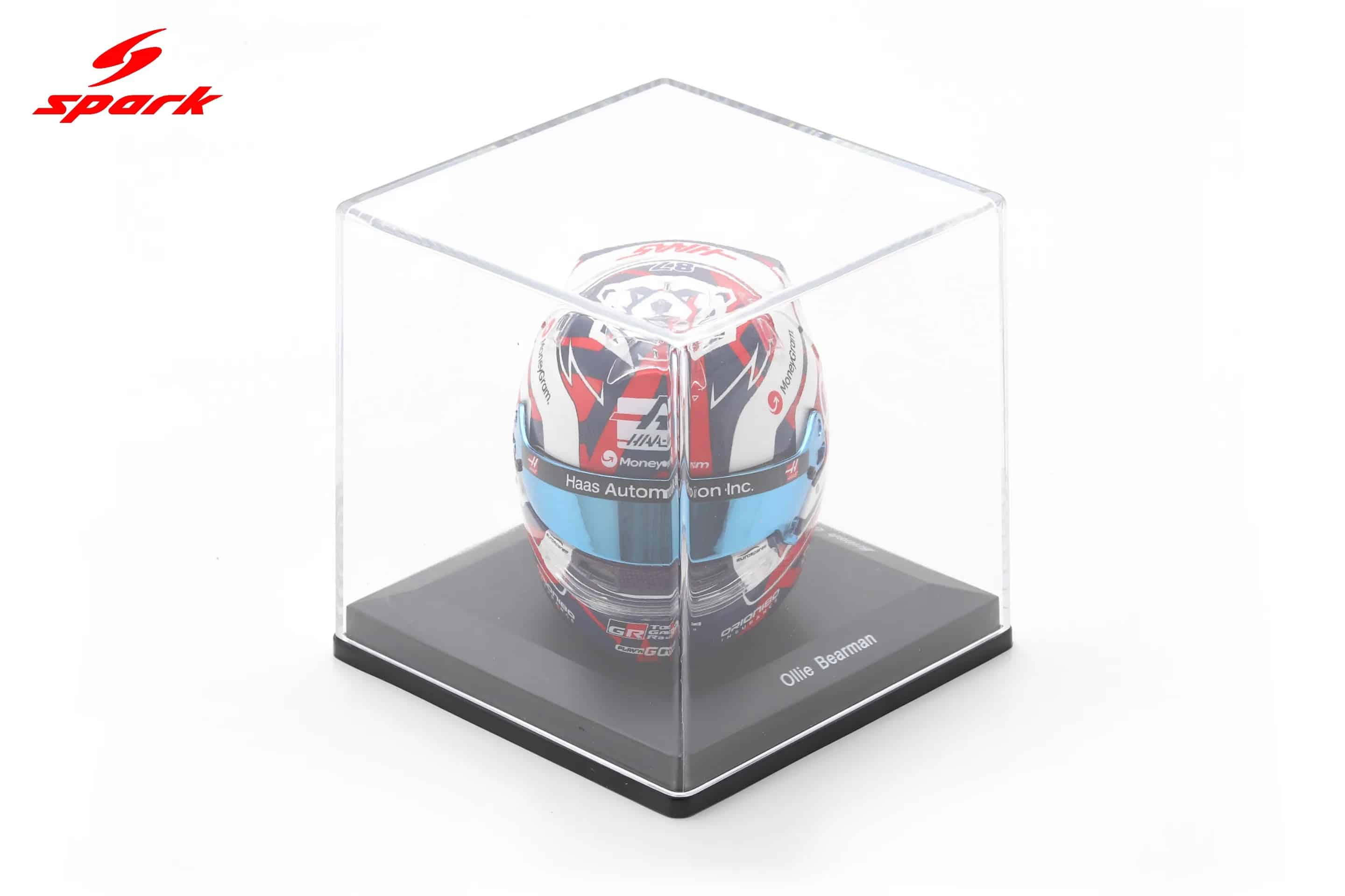 Spark 1:5 Ollie Bearman British GP 2025 Helmet Replica (5HF221) 8 Spark 1:5 Ollie Bearman British GP 2025 Helmet Replica (5HF221)