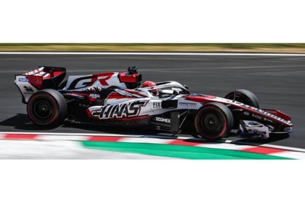 Spark 1:18 Haas VF-26 No.31 Esteban Ocon Japanese GP (18S1257) Resin Model