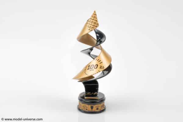 Spark - 1:18 24h Le Mans 100 Year Anniversary Winner's Trophy Replica