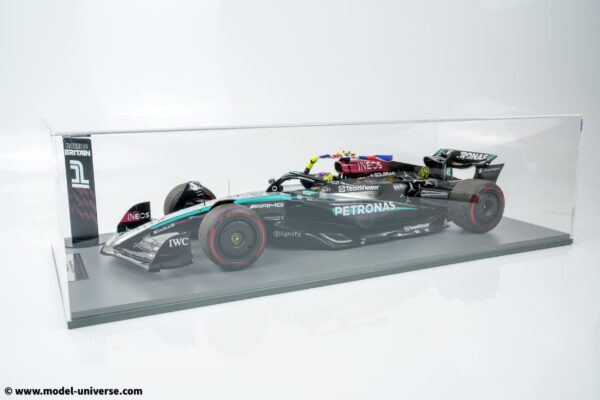 Spark 1:12 Mercedes-AMG Petronas F1 W15 #44 Winner British GP 2024 Lewis Hamilton - Limited Edition Resin Model 13 Spark 1:12 Mercedes-AMG Petronas F1 W15 #44 Winner British GP 2024 Lewis Hamilton - Limited Edition Resin Model