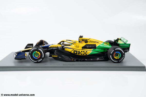 Spark 1:18 McLaren MCL38 Ayrton Senna Tribute #81 Oscar Piastri Monaco GP 2024 with Pitboard - Resin Model 21 Spark 1:18 McLaren MCL38 Ayrton Senna Tribute #81 Oscar Piastri Monaco GP 2024 with Pitboard - Resin Model
