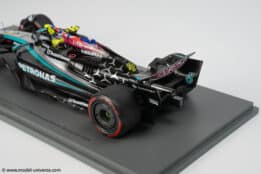 Spark 1:18 Mercedes-AMG Petronas W15 #44 Lewis Hamilton Winner British GP 2024 with Flag