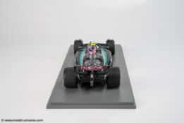 Spark 1:18 Mercedes-AMG Petronas W15 #44 Lewis Hamilton Winner British GP 2024 with Flag