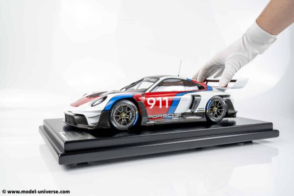 Spark - 1:12 Porsche 911 (992) GT3 R Rennsport No.911 - Limited Edition Resin Model 7 Spark - 1:12 Porsche 911 (992) GT3 R Rennsport No.911 - Limited Edition Resin Model