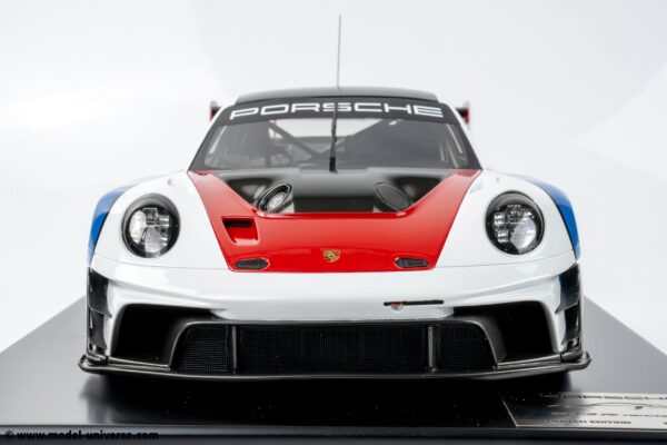 Spark - 1:12 Porsche 911 (992) GT3 R Rennsport No.911 - Limited Edition Resin Model 9 Spark - 1:12 Porsche 911 (992) GT3 R Rennsport No.911 - Limited Edition Resin Model