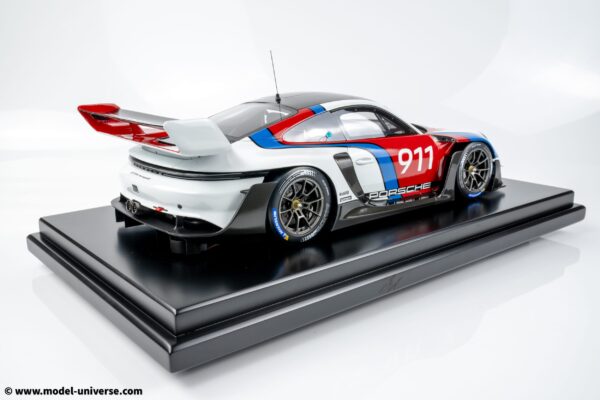 Spark - 1:12 Porsche 911 (992) GT3 R Rennsport No.911 - Limited Edition Resin Model 8 Spark - 1:12 Porsche 911 (992) GT3 R Rennsport No.911 - Limited Edition Resin Model
