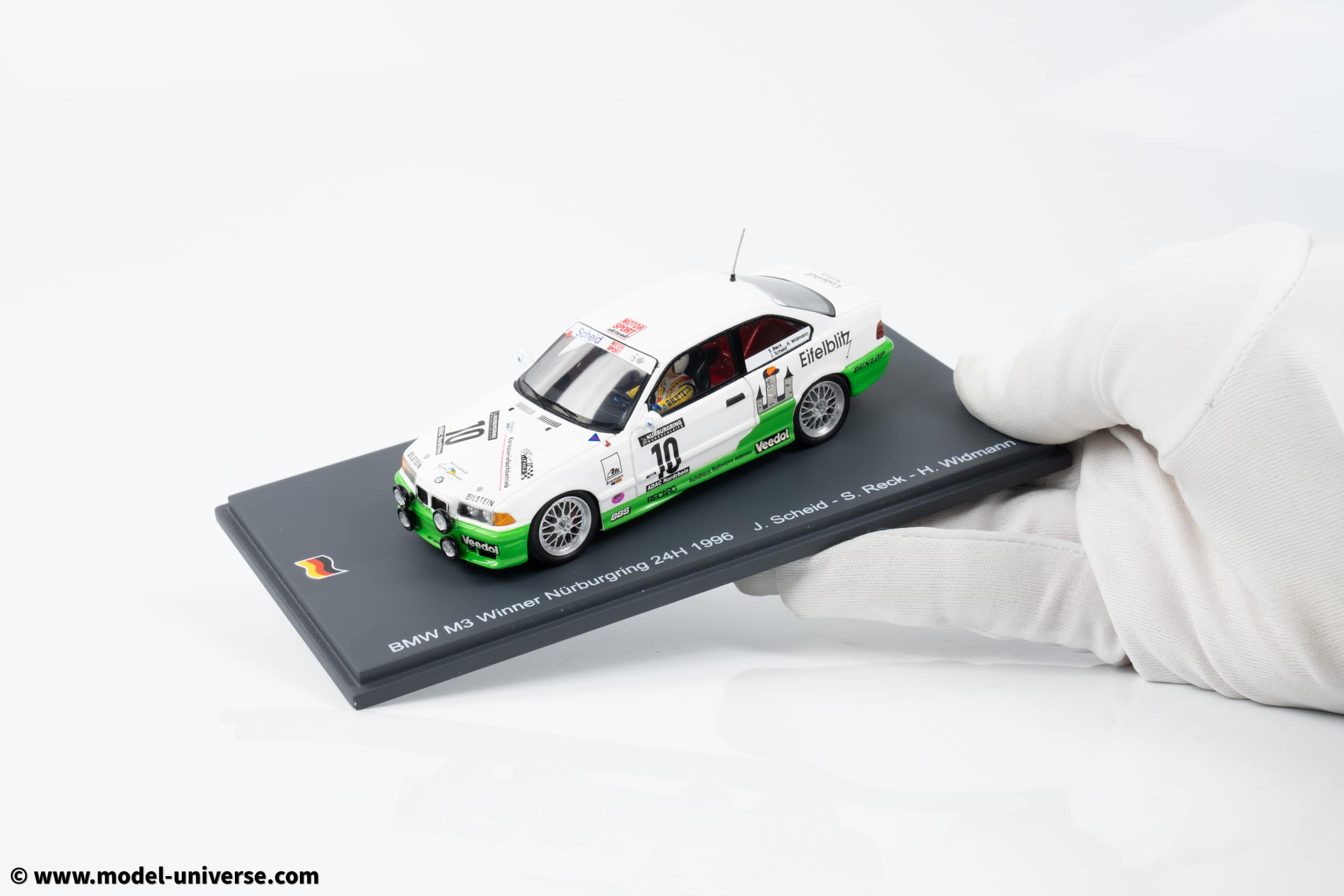 Spark - 1:43 BMW M3 Scheid Eifelblitz Winner 24h Nurburgring 1996 - Resin Model 4 spark 43NUR1996 img 1