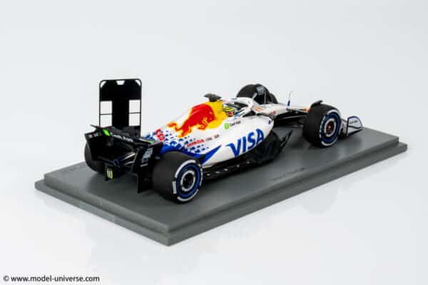 Spark - 1:43 Racing Bulls VCARB02 No.6 Isack Hadjar 8th Japanese GP 2025 with Pit Board - Resin Model