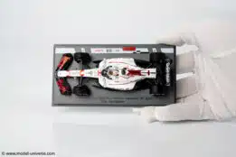 Spark - 1:43 Red Bull Racing RB21 No.1 Max Verstappen Winner Japanese GP 2025 with Pitboard - Special White Honda Tribute Livery - Resin Model