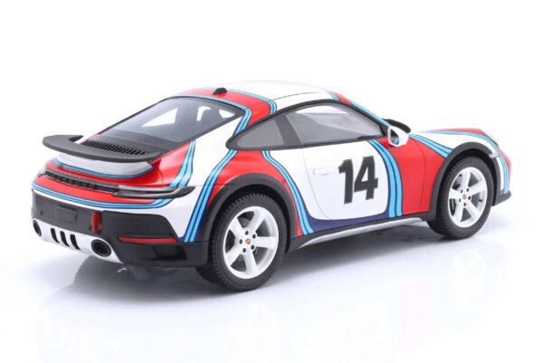 Spark - 1:18 Porsche 911 (992) Dakar Martini Livery No.14 - Porsche Exclusive Resin Model 8 Spark - 1:18 Porsche 911 (992) Dakar Martini Livery No.14 - Porsche Exclusive Resin Model
