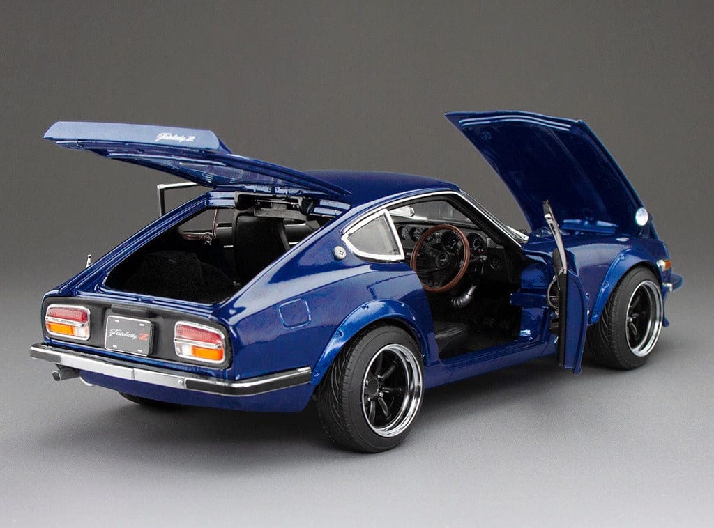 Sun Star 1:18 Nissan Fairlady Z (S30) Midnight Blue RHD (SUNH3515) Diecast Model 2 Sun Star 1:18 Nissan Fairlady Z (S30) Midnight Blue RHD (SUNH3515) Diecast Model - Image 2