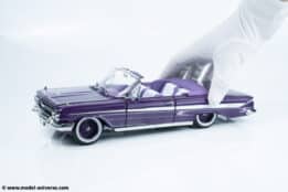 Sun Star - 1:18 Chevrolet Impala 1961 Open Convertible Lowrider Purple - Diecast Model
