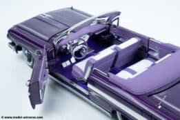 Sun Star - 1:18 Chevrolet Impala 1961 Open Convertible Lowrider Purple - Diecast Model