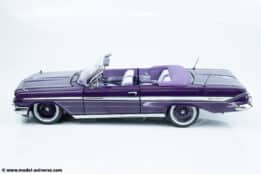 Sun Star - 1:18 Chevrolet Impala 1961 Open Convertible Lowrider Purple - Diecast Model