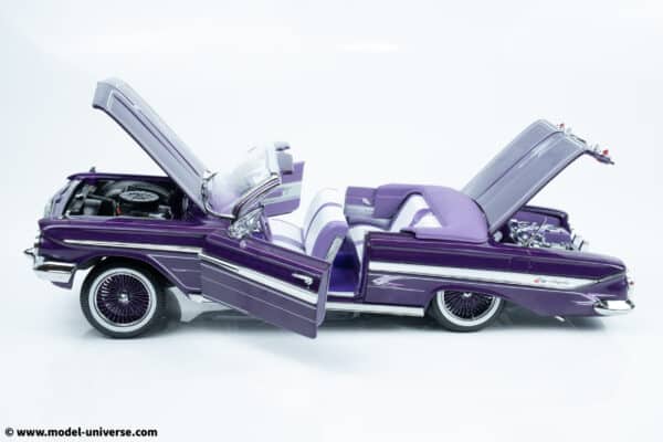 Sun Star - 1:18 Chevrolet Impala 1961 Open Convertible Lowrider Purple - Diecast Model