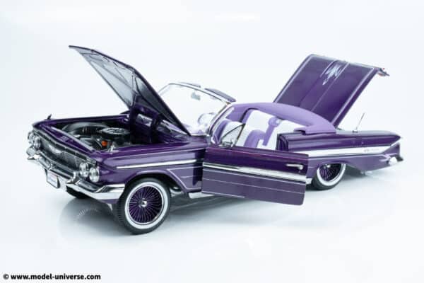 Sun Star - 1:18 Chevrolet Impala 1961 Open Convertible Lowrider Purple - Diecast Model