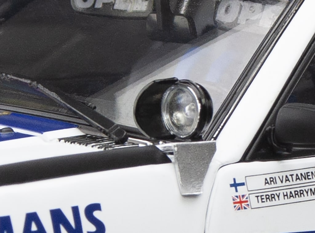 Sun Star - 1:18 Opel Ascona 400 Winner 1983 Safari Rally - Ari