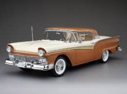 sun star ford fairlane 500 skylinder bronze colonial white 1957 diecast model 1349 image1
