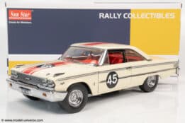 Sun Star - 1:18 Ford Galaxie 500/XL 1963 #45 Jack Sears 1963 British Saloon Car Championship Winner - Diecast Model