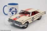 Sun Star - 1:18 Ford Galaxie 500/XL 1963 #45 Jack Sears 1963 British Saloon Car Championship Winner - Diecast Model