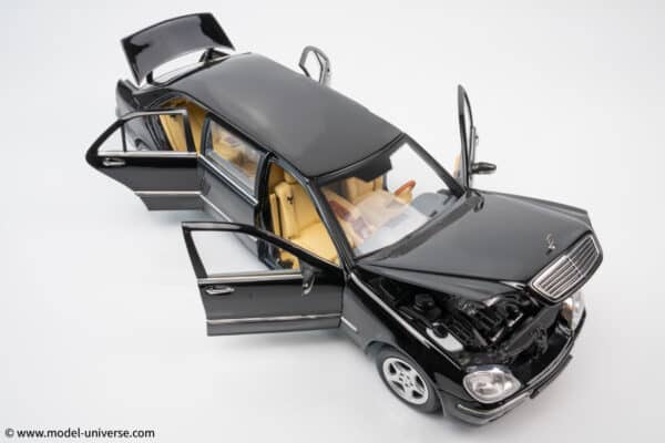 Sun Star - 1:18 Mercedes S600 (V220) Pullman Black (2000) - Diecast Model
