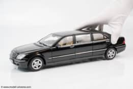 Sun Star - 1:18 Mercedes S600 (V220) Pullman Black (2000) - Diecast Model