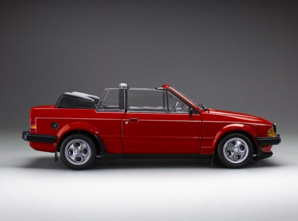 Sun Star 1:18 Ford Escort XR3i Cabrio Sunburst Red RHD (4989R) Diecast Model 15 Sun Star 1:18 Ford Escort XR3i Cabrio Sunburst Red RHD (4989R) Diecast Model