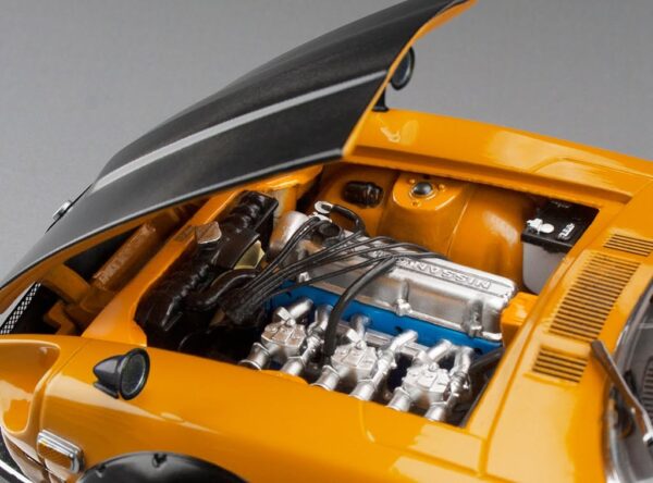 Sun Star 1:18 Datsun Fairlady Z (S30) RHD Orange Carbon Hood 1972 (3516R) Diecast Model 13 Sun Star 1:18 Datsun Fairlady Z (S30) RHD Orange Carbon Hood 1972 (3516R) Diecast Model
