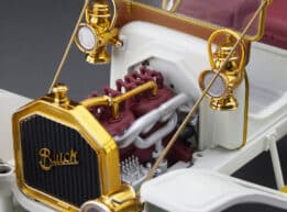 1:18 Buick Model 10 White 1908 - Diecast Model - Sun Star