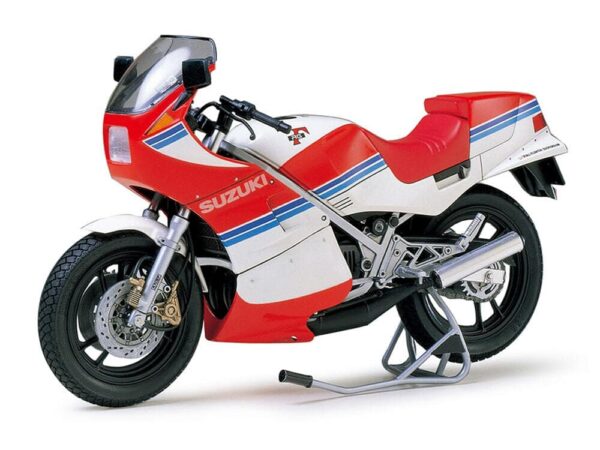 tamiya - 1:12 suzuki rg250 w/full options kt model kit (14029)