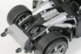 Tamiya - 1:24 Porsche Carrera GT Model Kit (24275)