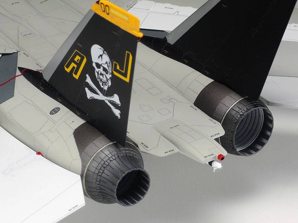 tamiya - 1:48 grumman f-14a tomcat model kit (61114)