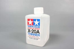 tamiya - 250ml acryl/poly thinner x-20a (81040)