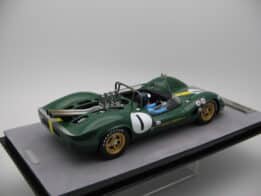 Tecnomodel - 1:18 Lotus 40 #1 Jim Clark 1965 Riverside GP