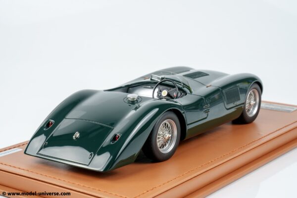 Tecnomodel - 1:18 Jaguar C-Type Long Tail Le Mans 1952 Press Version British Racing Green - Limited Edition Resin Model with Display Case 13 tecnomodel tm18 303a jaguar c type longtail press 3