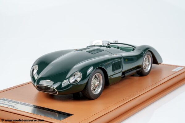 Tecnomodel - 1:18 Jaguar C-Type Long Tail Le Mans 1952 Press Version British Racing Green - Limited Edition Resin Model with Display Case 12 tecnomodel tm18 303a jaguar c type longtail press 4