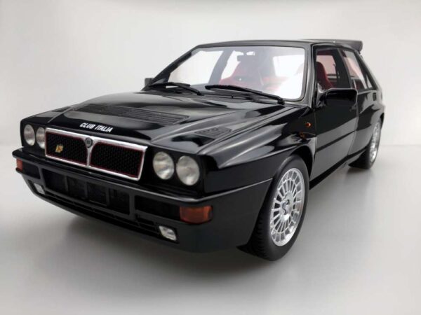 Lancia Delta Integrale Evo  Dark Blue 100 pce Ltd Edn