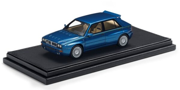 Lancia Delta Integrale Evoluzione Blue Lagos