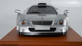 Top Marques - 1:12 Mercedes-Benz CLK GTR AMG Silver 1988 - Limited Edition Resin Model