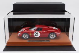 Top Marques - 1:18 Ferrari 250LM Team NART No.21 Winner 24h Le Mans 1965 J.Rindt, M.Gregory - Limited Edition Resin Model