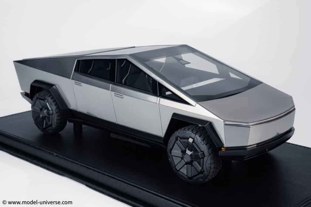 Voici le Tesla Cybertruck de Top Marques au 1/18